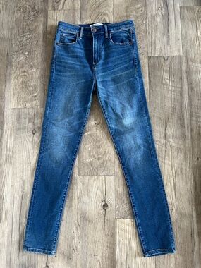 Abercrombie & Fitch The Super Skinny Ankle High Rise Jeans 27/4 LONG.
